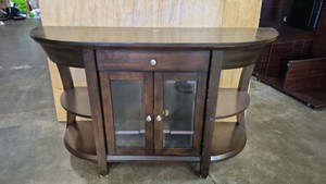 Martin accent hall console
