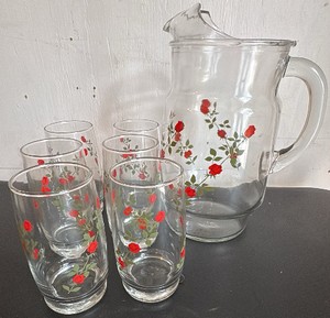 Vintage Anchor Hocking Pitcher and Six Glasses