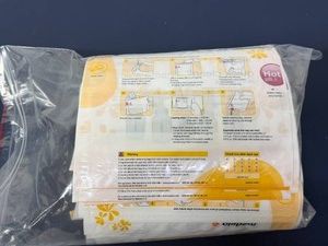 MSRP $240 NEW 175 Medela Quick Clean Micro-Steam Sterilizing Bags, 3,500 Uses Microwave Breast Pump, Baby Bottle, Nipple &amp Pacifier Sanitizing, Kills 99.9% Of Common Bacteria &amp Germs In 3 Minutes, Reusable 20x Each Nice Bulk Lot For Daycares