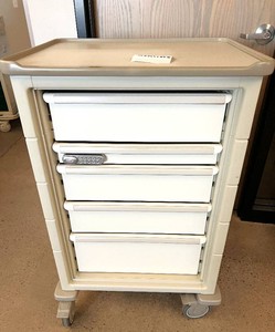 MSRP $2,200 Herman Miller Commercial Medical Supply &amp Procedure Cart, 5 Removable Storage DrawersBins With Divided Organizers, Mobile Hospital, Clinic, Dental &amp Medical Storage, 24W x 21.5D x 37.25H, Lock Does Not Work - Great Condition