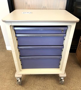 MSRP $1,800 Herman Miller Healthcare 4-Drawer Rolling Modular Storage &amp Supply Cart, Medical, Dental, Veterinary, Craft Studio, Salon, Tattoo, Garage Tool Storage, Workshop &amp Fish House, 35.5H x 27W x 21.5D, Great Condition NO KEY