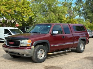 2002 GMC SIERRA 1500 SLE 2 Owners  4X4  No Accidents Reported (NO RESERVE)