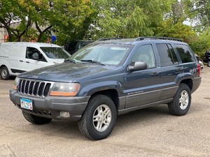 2002 JEEP GRAND CHEROKEE LAREDO 153k Miles  4x4  No Accidents Reported (NO RESERVE)