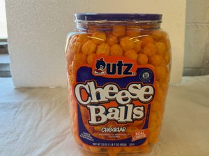2x Utz Cheese Balls