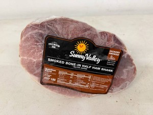 D. 7lbs Sunny Valley Smoked Bone-in Half Ham