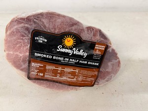 D. 7lbs Sunny Valley Smoked Bone-in Half Ham