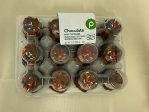 4x 12ct Frozen Mini Chocolate Cup Cakes-Peanut Free