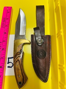 Timber Rattler 102 w/ Leather Sheath