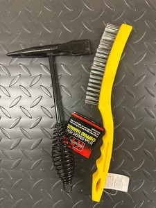 -New- CHIPPING HAMMER & WIRE BRUSH