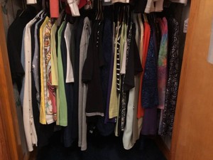 Womens assorted tops, mostly size small approx. 50