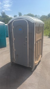 BIFF Port-a-potty on wheels