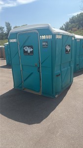BIFF ADA Port-a-potty