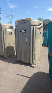 Biff Flushing Port-a-potty
