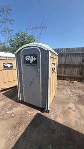 BIFF Port-a-potty on wheels 