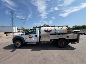 2015 Ford F550 Class 5 commercial chassis-cab truck