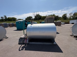 Slide-in horizontal waste tank 