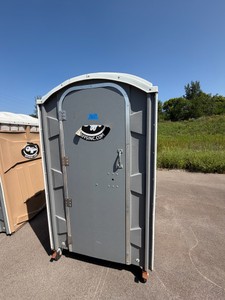 BIFF Port-a-potty on wheels