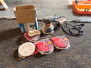 &nbspRYOBI RS290 5 Random Orbit Sander  Large Assortment of Sanding Discs