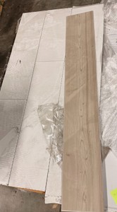 Light Wood-Look Flooring Planks  Approx. 91.64 Sq. Ft.