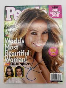 Autographed People Magazine Jennifer Lopez April 25, 2011