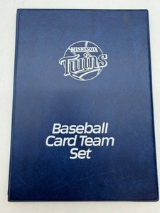 1991 Donruss Minnesota Twins Baseball Card Team Set in Binder
