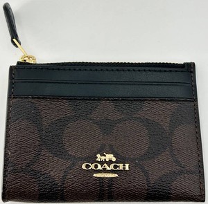 Coach Signature Canvas Zip Card Holder ( Matches Lot #104 )