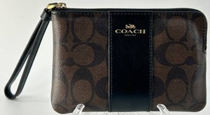 Coach Signature Monogram Canvas Leather Wristlet Clutch ( Matches Lot #104 )