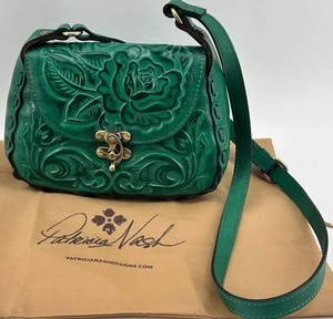 Patricia Nash Green Rose Tooled Leather Crossbody Shoulder Bag with Dust Bag