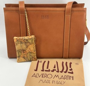 Alviero Martini 1A Classe Tan Structured Tote With Dust Bag