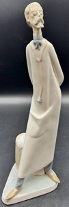 Vintage Lladro Medico Doctor Figurine No. 4602 - 14 in