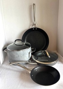 M - Calphalon Pots & Pans Cookware