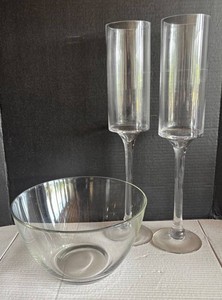 MT - Clear Glass Bowl & Two Cylinder Champagne Flutes