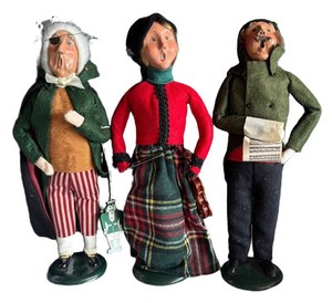 MT - Three Vintage Byers Choice Carolers Figurines