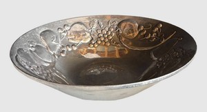 M - Wilton Armetale Fruit Bowl