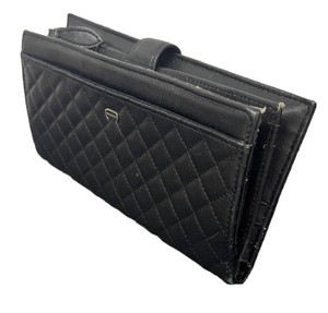 JL - Etienne Aigner Black Snap-Closure Quilted Leather Wallet