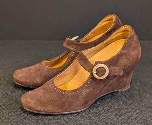 Vintage Mary Jane Shoes - Helle Brown Suede Womens Size 409