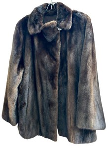 JL - Fur Jacket - Brown Full-Length Coat 50 in Underarm Measurement