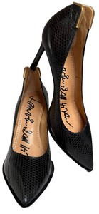 Pointed-Toe Snake Leather Heels - Lavin Paris Size 37 12