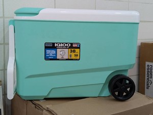 Igloo Wheelie Cool 38qt Rolling Cooler - Mint 53 Can Capacity, Hard-Sided Design