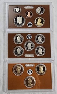 2016 U.S. Mint Proof Set  13 Coins, 5 National Park Quarters & 3 Presidential Dollars