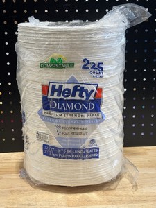 Hefty 8.75 Lunch Paper Plates