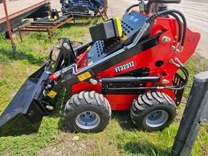 2026 - Unused - FUTURE - Skid Steer Loader - FT-323TZ