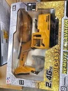 2026 - Unused - FUTURE - Excavator Toy