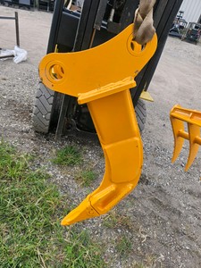 2026 - Unused - FUTURE - CAT305 Excavator Ripper - Excavator Attachments