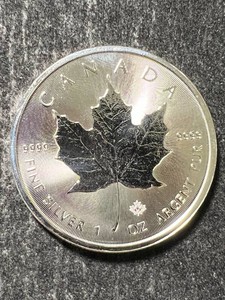 2025 CANADIAN MAPLE LEAF 1 TROY OZ .9999 FINE SILVER