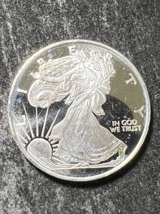 HALF TROY OZ .999 FINE SILVER AMERICAN EAGLE ROUND