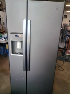 GE Appliances 23.0 Cu. Ft. Side-By-Side Refrigerator