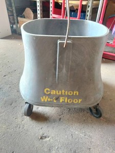 Heavy-duty commercial rolling mop bucket