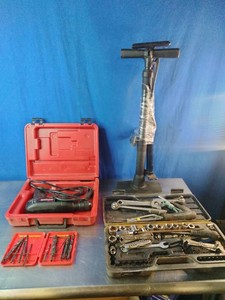 Mixed lot of tools