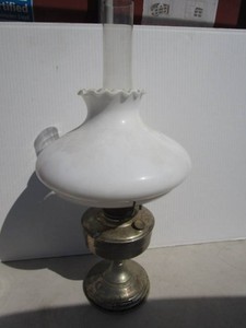 Aladdin Kerosene Lamp